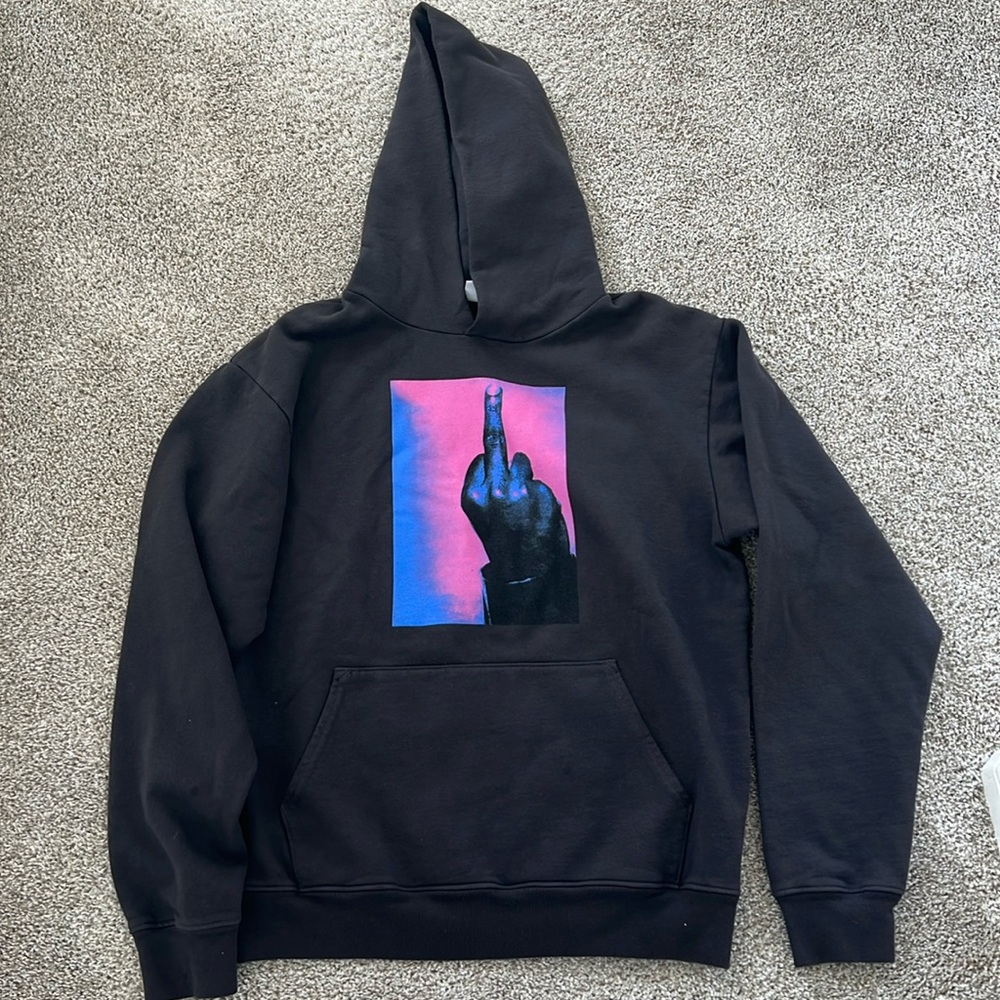Juice medium sweater shirt
